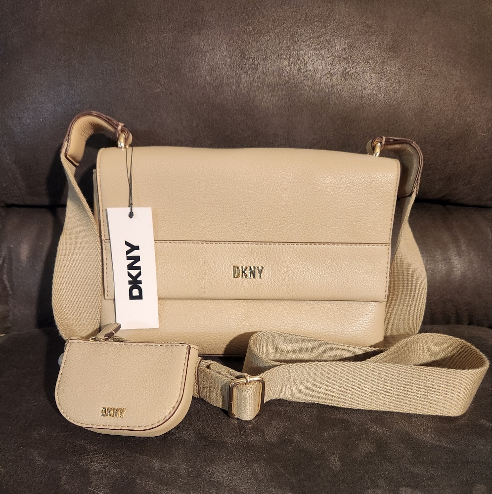 DKNY NWT Beige Crossbody Bag Set